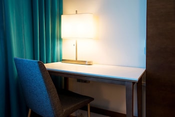 Standard Triple Room (High Floor)