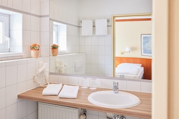 Comfort Room, 2 Twin Beds