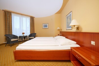 Suite, 1 Double Bed (Cozy Sitting Corner;Quiet Location)