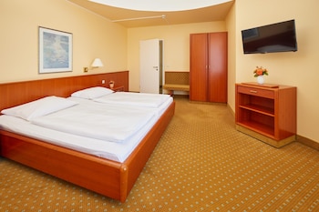 Suite, 1 Double Bed (Cozy Sitting Corner;Quiet Location)