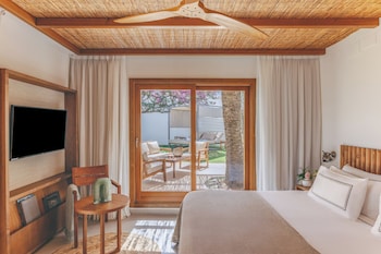 The Level, Petite Villa