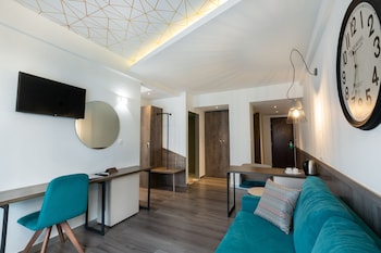 Premium Suite, Single Use