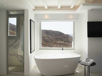 Executive Suite with Private Pool Panoramic Sea View-New Section