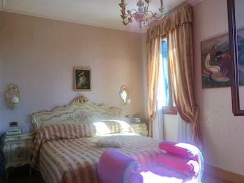 Comfort Double Room, City View (San Marco)