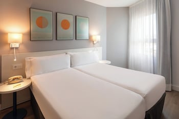Superior Apartment, 2 Bedrooms, Sea View (2+2)