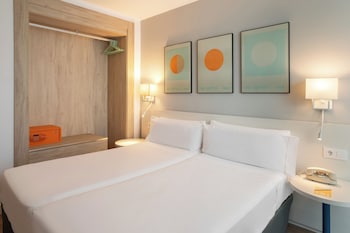 Superior Apartment, 2 Bedrooms, Sea View (2+2)