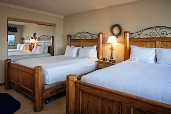 Suite, 2 Bedrooms, 2 Bathrooms