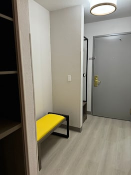 Standard Room, 2 Queen Beds, Non Smoking
