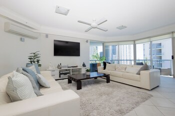 Apartment, 2 Bedrooms, Partial Ocean View