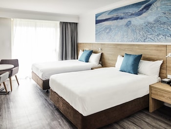 Deluxe Room, 2 Queen Beds