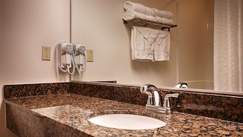 Standard Room, 1 King Bed, Accessible, Jetted Tub (Oversized Room)