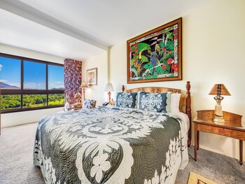 Condo, 2 Bedrooms, Ocean View (295)