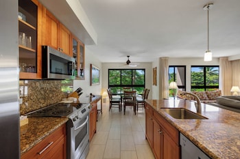 Condo, 2 Bedrooms, Ocean View (245)