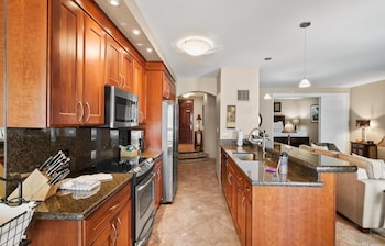 Condo, 2 Bedrooms (442)