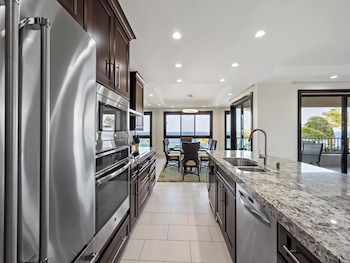 Condo, 2 Bedrooms (155)