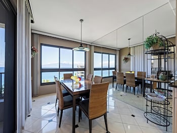 Condo, 2 Bedrooms, Ocean View (4114)