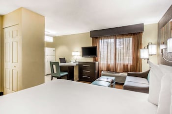 Suite, 1 Queen Bed, Accessible, Non Smoking