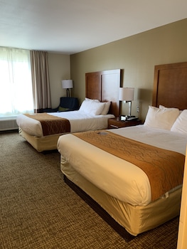 Standard Room, 2 Queen Beds, Non Smoking