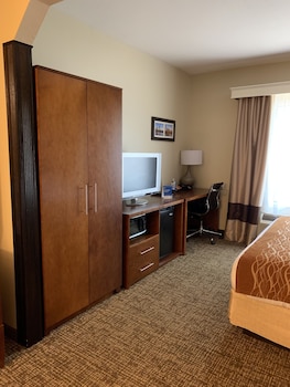 Suite, 1 King Bed, Non Smoking