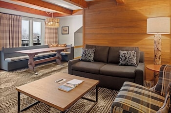 Tyrol Suite