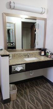 Room, 1 King Bed with Sofa bed, Non Smoking, Mountain View (Upgrade)