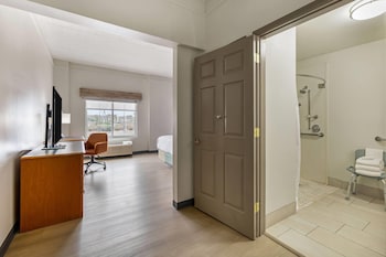 Room, 2 Double Beds, Accessible, Non Smoking (Mobility/Hearing Impaired Accessible)