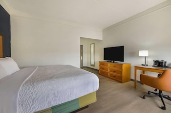 Room, 2 Double Beds, Accessible, Non Smoking (Mobility/Hearing Impaired Accessible)