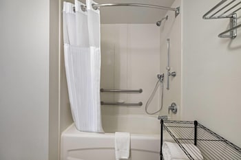 Suite, 1 King Bed, Accessible, Non Smoking (Mobility/Hearing Impaired Accessible)