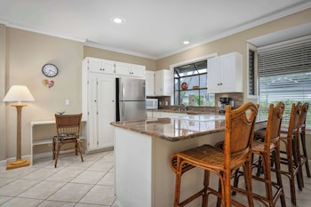 3-Bedroom 3-Bath Private Home