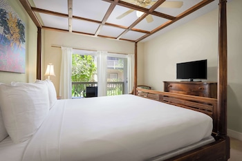 2-Bedroom 2-Bath Garden View Suite