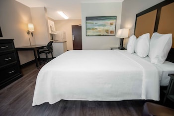 Premium Studio, 1 Queen Bed with Sofa bed, Non Smoking (Premium)