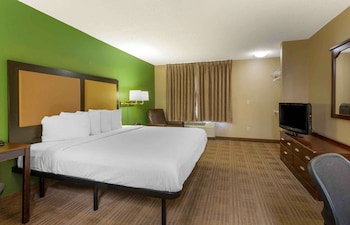Studio, 1 King Bed, Non Smoking