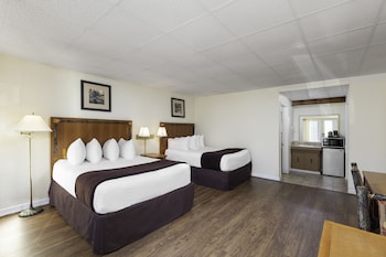 Signature Room - 2 Queen Beds