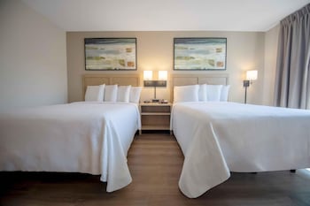 Premium Studio, 2 Queen Beds, Non Smoking