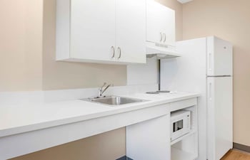 Studio, 1 Queen Bed, Accessible, Non Smoking