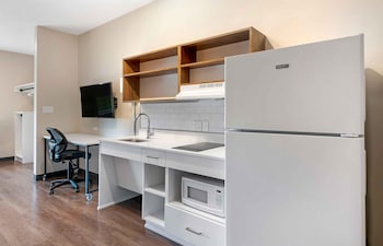 Studio, 1 Queen Bed, Accessible, Non Smoking