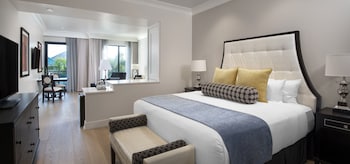 Club King Suite