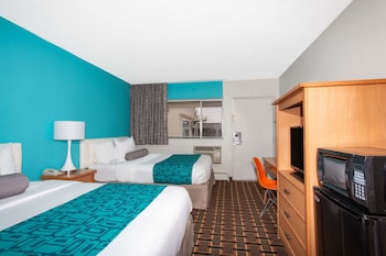 Room, 2 Double Beds, Non Smoking