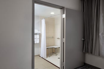 Room, Multiple Beds, Accessible (Roll-in Shower)
