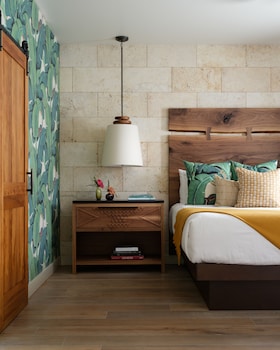 Suite, 1 Bedroom, Garden View