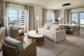 Vice Presidential City Skyline View Balcony Suite