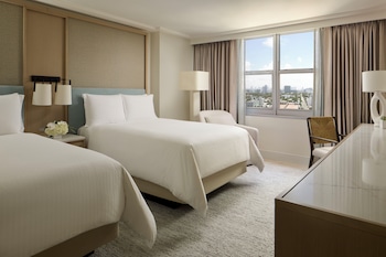 Room, 2 Double Beds, City View (City Skyline View)