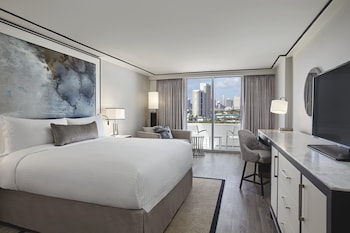 Room, 1 King Bed with Sofa bed, Balcony, Ocean View