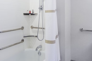 Room, 1 King Bed (Mobility Accessible, Tub)