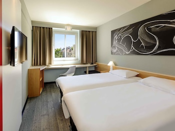 Twin Room, 2 Twin Beds (New Sleep Easy Concept)