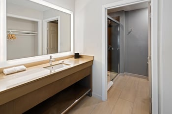 Suite, 2 Bedrooms