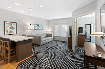 Suite, 1 Bedroom, Accessible, Bathtub