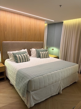 Deluxe Room, 1 Double or 2 Twin Beds