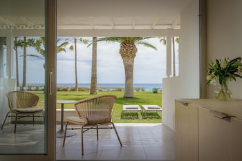 Bungalow, Sea View, Beachside
