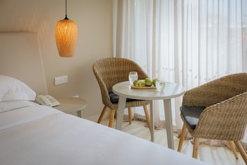 Standard Room, Garden View